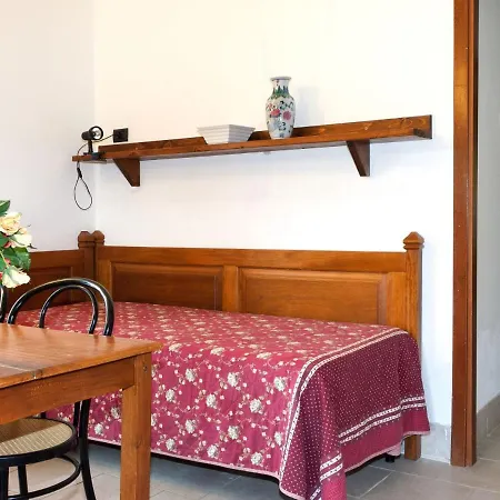 Casa de Férias Il Borgo-6 By Interhome